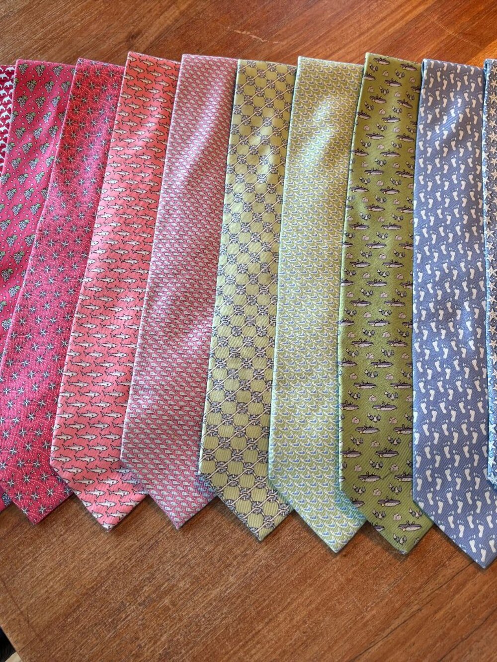 Vineyards Vines Silk Neck Ties - assorted